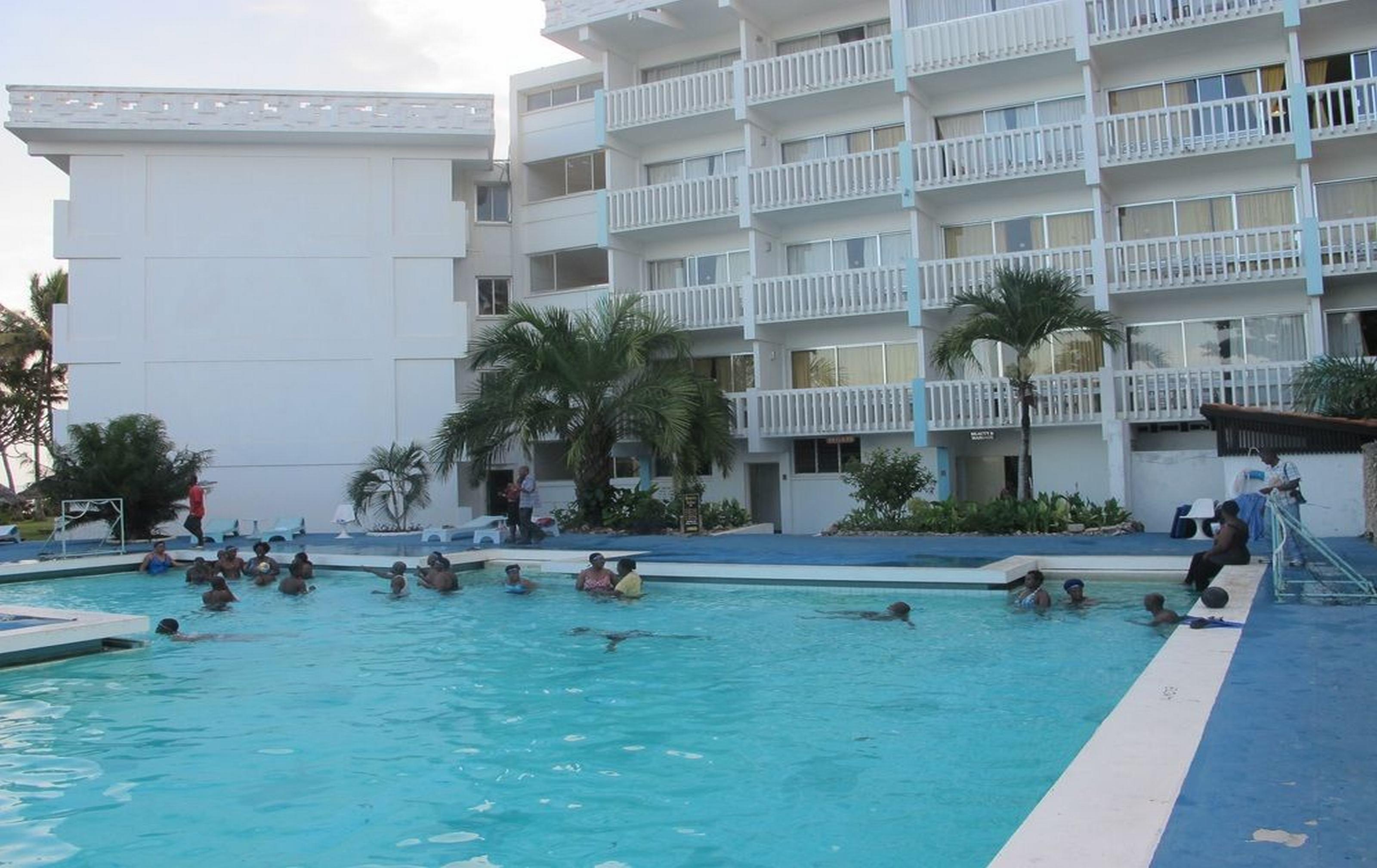 Mombasa Beach Hotel Extérieur photo