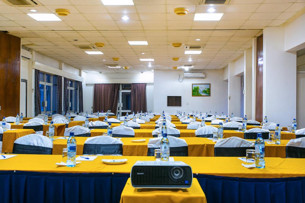 Mombasa Beach Hotel Extérieur photo